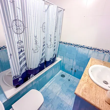 Hostal Bay *