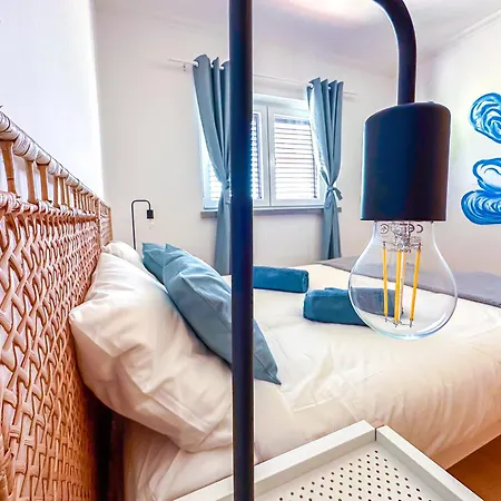 Hostal Bay *